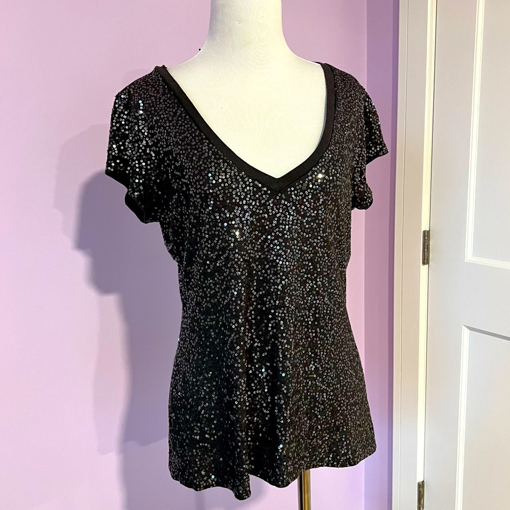 EXPRESS grey sequin top with deep neckline, M